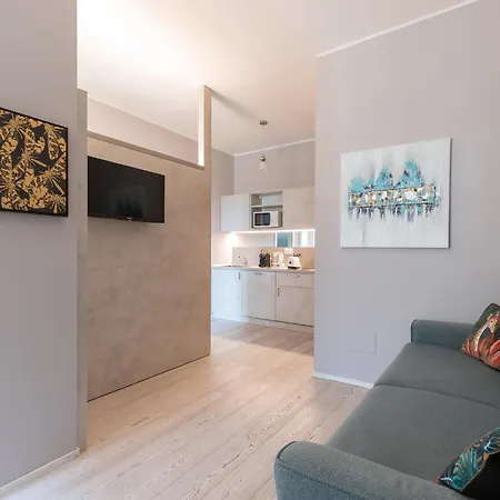 Retreats * Μιλάνο